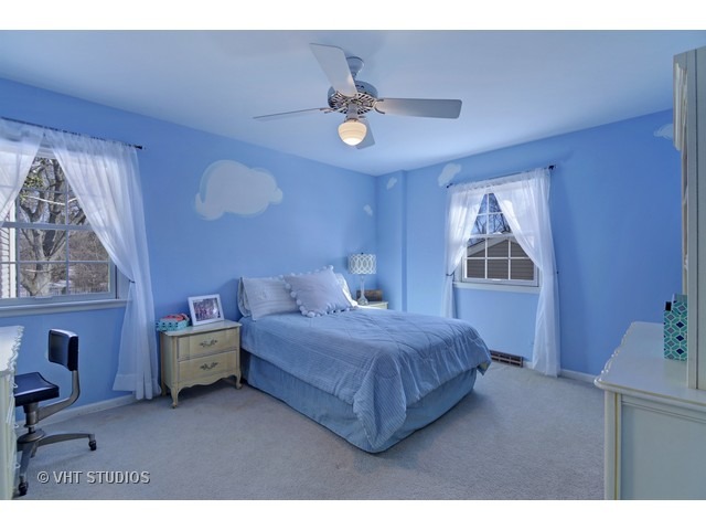 2546 Maple Ave, Northbrook, IL 60062 photo 14