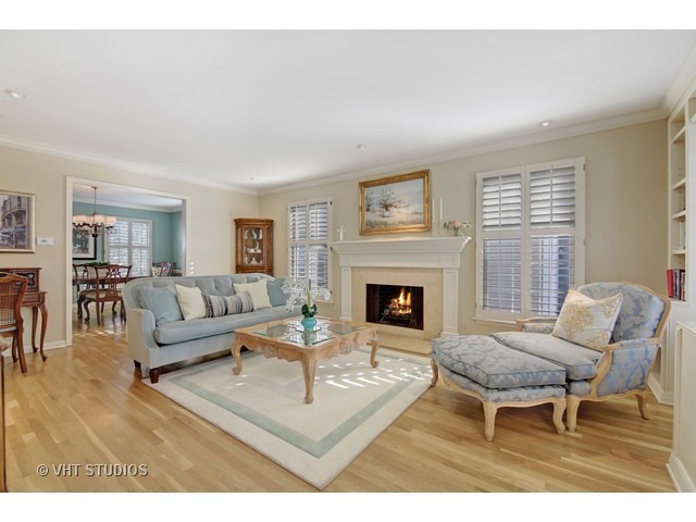 2546 Maple Ave, Northbrook, IL 60062 photo 5