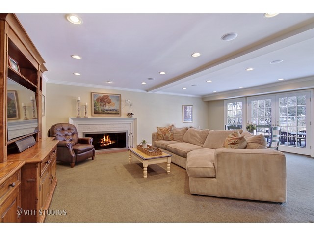 2546 Maple Ave, Northbrook, IL 60062 photo 10
