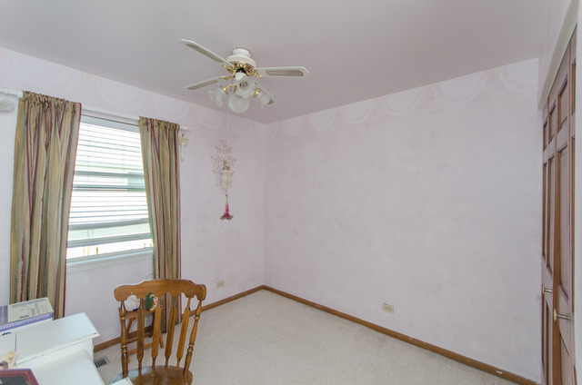 310 Peppertree Ln, Aurora, IL 60504 photo 12