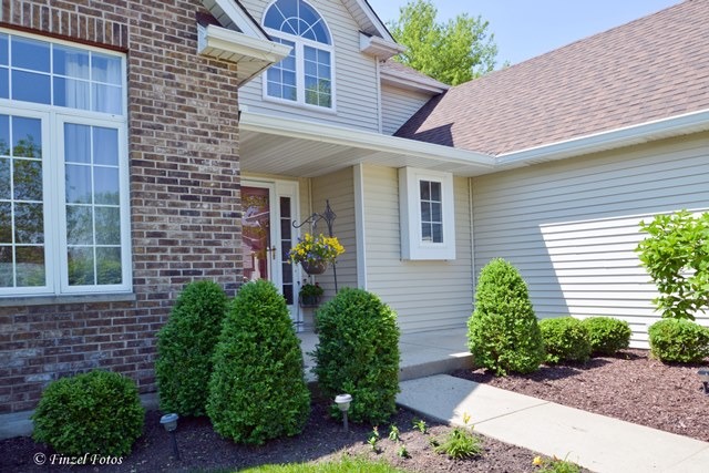3613 Westminster Pl, Mchenry, IL 60050 photo 2