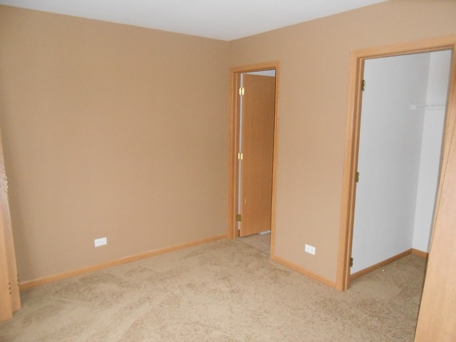 534 Timber Dr, Harvard, IL 60033 photo 5
