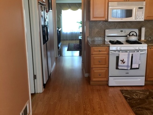 7716 Massasoit Ave, Burbank, IL 60459 photo 6