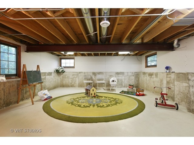 2012 Summit St, Wheaton, IL 60187 photo 19