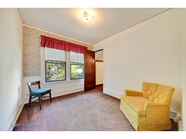 2012 Summit St, Wheaton, IL 60187 photo 14