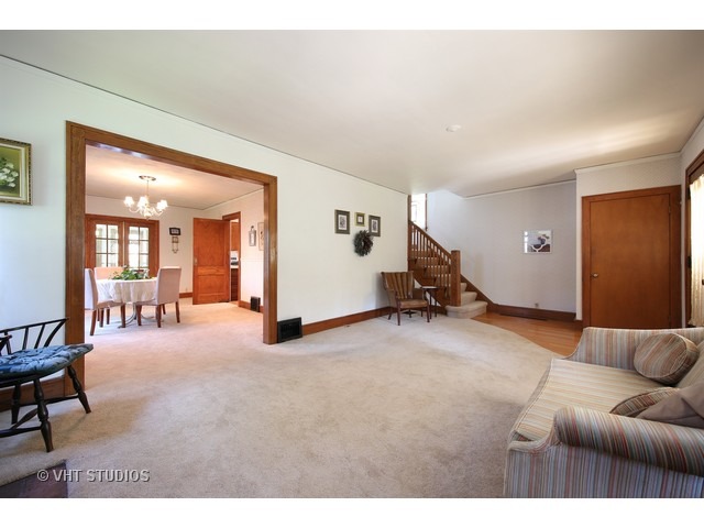 2012 Summit St, Wheaton, IL 60187 photo 6