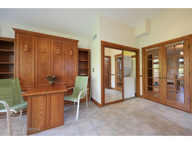 2012 Summit St, Wheaton, IL 60187 photo 11