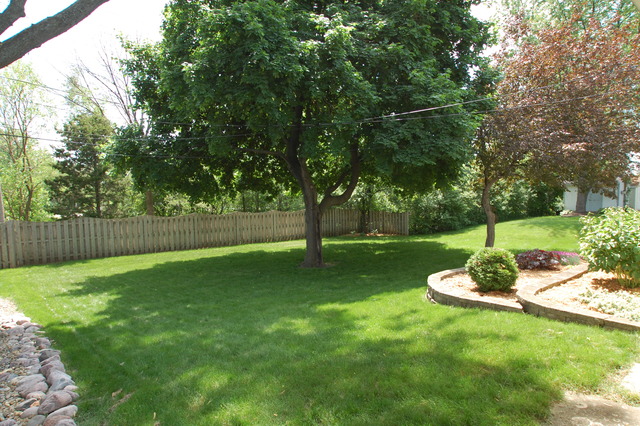 1435 Devonshire Ln, Hoffman Estates, IL 60169 photo 19
