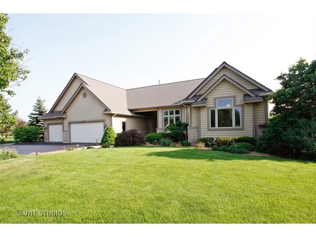 401 Kings Way, Mchenry, IL 60051 photo 1