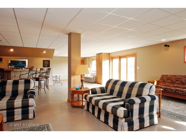 401 Kings Way, Mchenry, IL 60051 photo 6