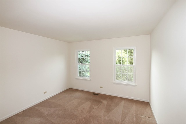 2050 Westridge Blvd, Bartlett, IL 60103 photo 20