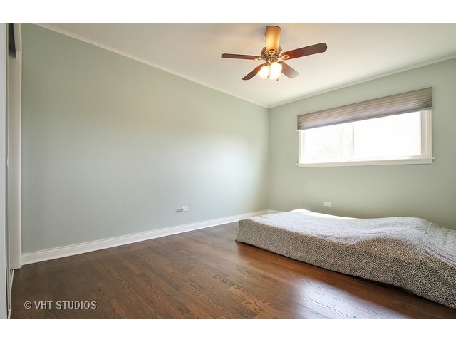 1572 Webster Ln, Des Plaines, IL 60018 photo 12