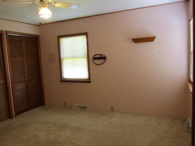 502 E 4th St, Long Point, IL 61333 photo 11