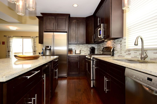 5613 N Mason Ave, Chicago, IL 60646 photo 7