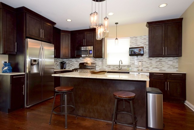 5613 N Mason Ave, Chicago, IL 60646 photo 6