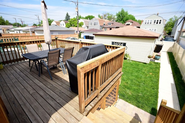 5613 N Mason Ave, Chicago, IL 60646 photo 9