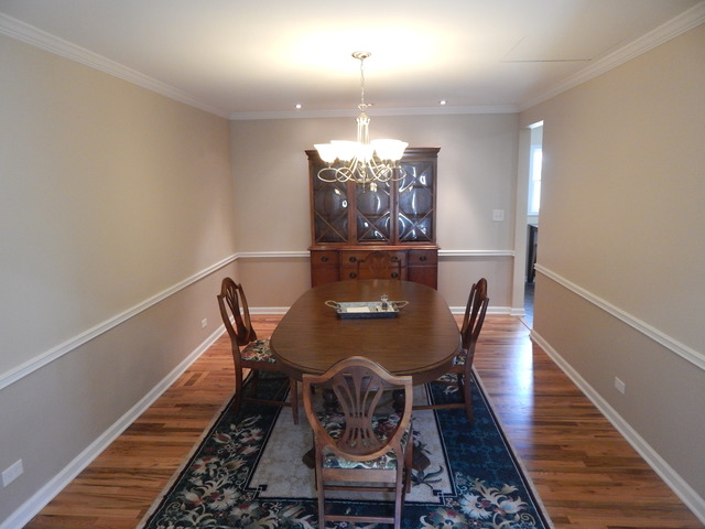 222 E Berkley Ln, Hoffman Estates, IL 60169 photo 3