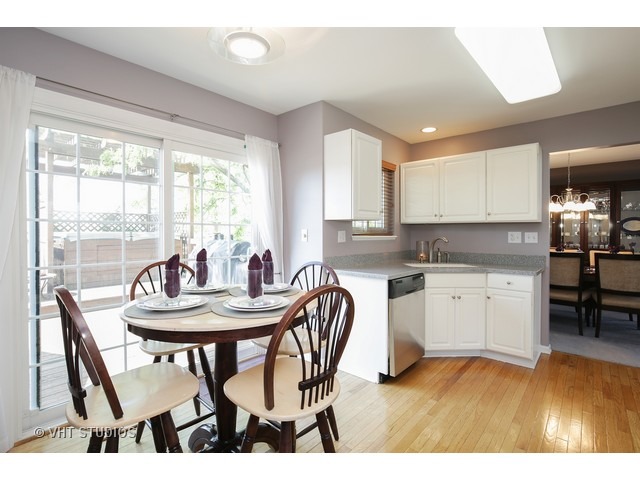 1792 Penny Ln, Bartlett, IL 60103 photo 8