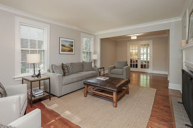 1007 Lexington St, Wheaton, IL 60187 photo 3