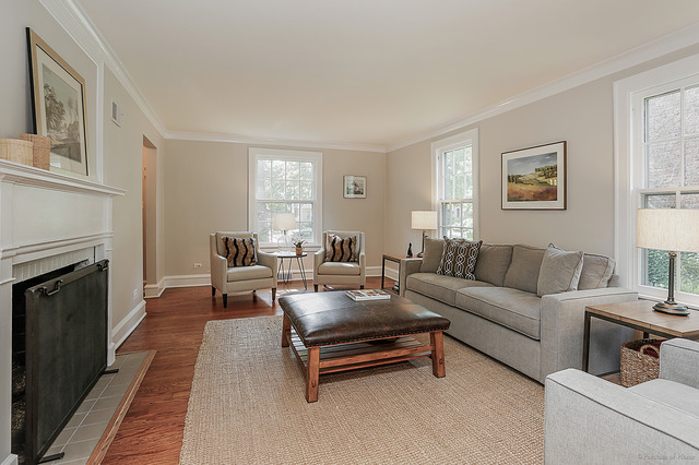 1007 Lexington St, Wheaton, IL 60187 photo 4