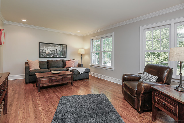 1007 Lexington St, Wheaton, IL 60187 photo 9