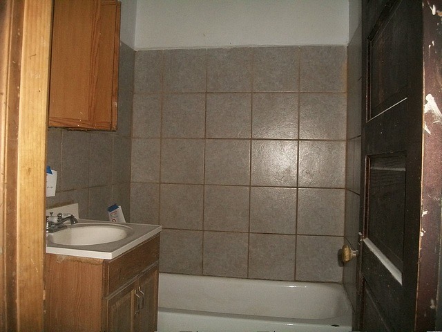 1045 E 93rd St, Chicago, IL 60619 photo 7