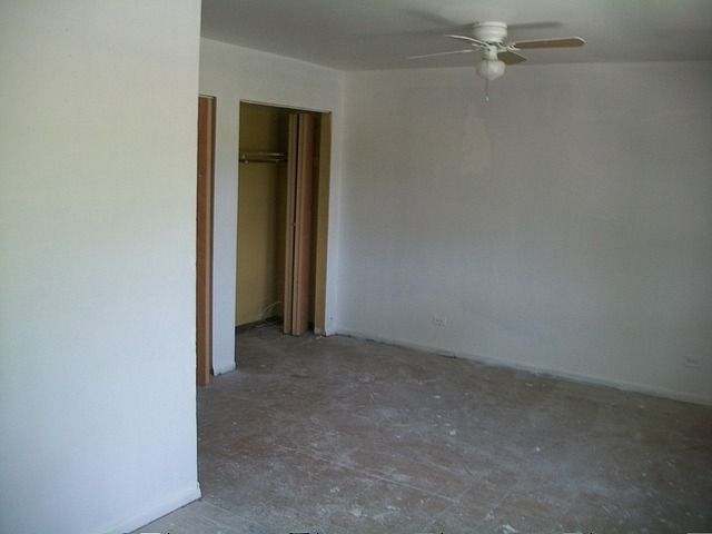 1045 E 93rd St, Chicago, IL 60619 photo 8