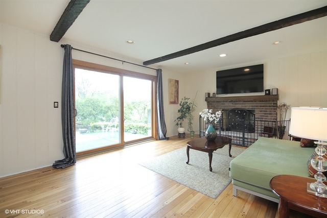 2844 Manor Dr, Northbrook, IL 60062 photo 16