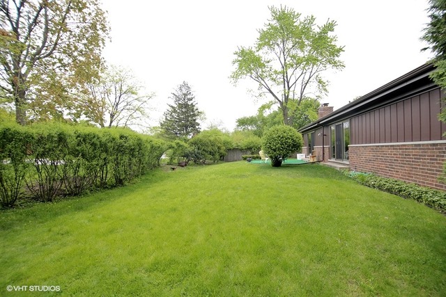 2844 Manor Dr, Northbrook, IL 60062 photo 24