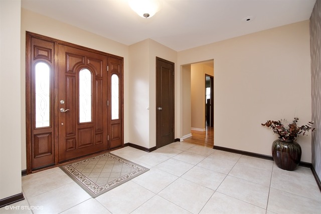 2844 Manor Dr, Northbrook, IL 60062 photo 4