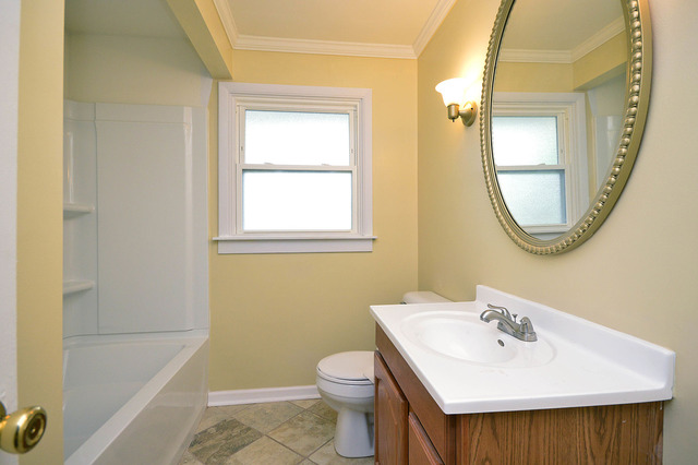 740 E Golf Rd, Des Plaines, IL 60016 photo 10