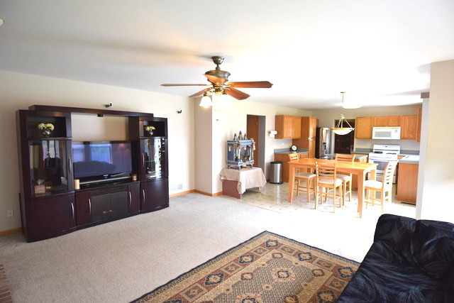 2708 Sierra Ave, Plainfield, IL 60586 photo 6