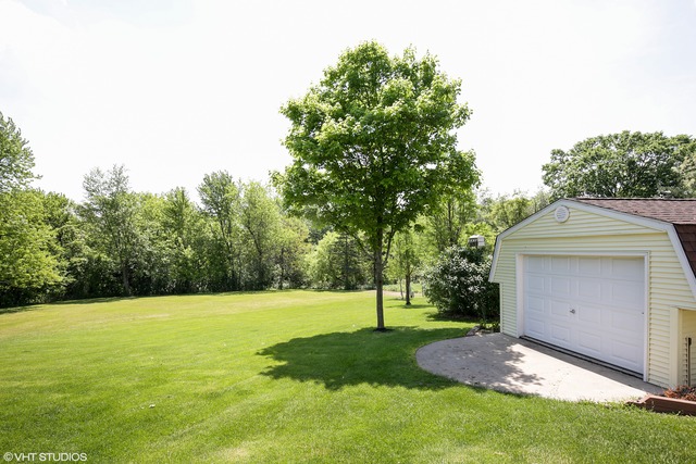 1165 Concord Ln, Hoffman Estates, IL 60192 photo 22