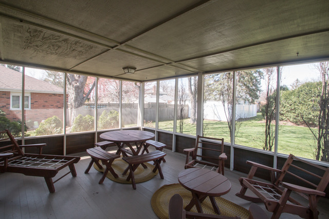 153 E Thompson Dr, Wheaton, IL 60189 photo 15