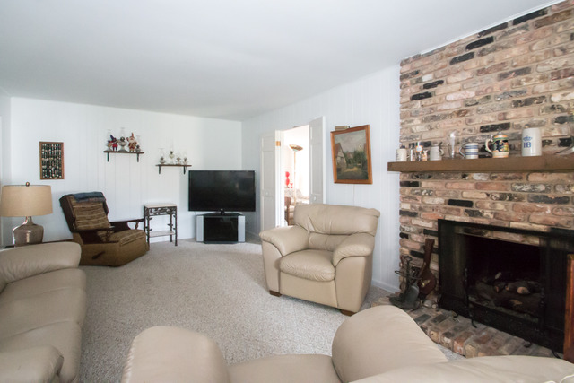 153 E Thompson Dr, Wheaton, IL 60189 photo 11