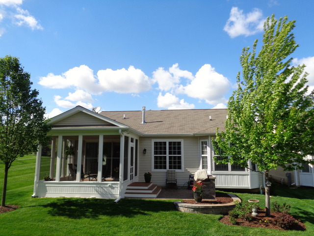 2881 Cascade Falls Cir, Elgin, IL 60124 photo 3