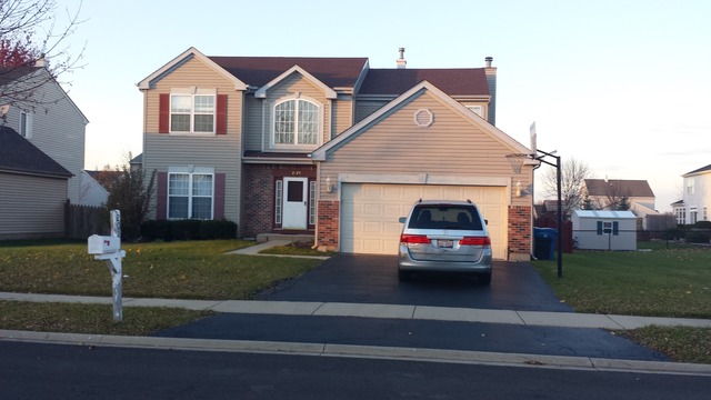 2024 Grovetown Dr, Bartlett, IL 60103 photo 1