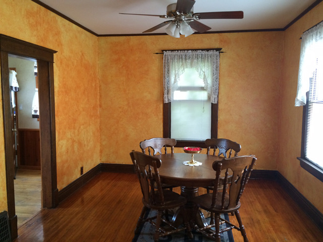 746 Wright St, La Salle, IL 61301 photo 4