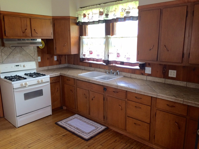 746 Wright St, La Salle, IL 61301 photo 2