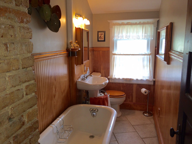 746 Wright St, La Salle, IL 61301 photo 9