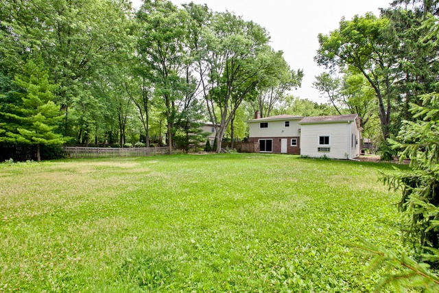 76 Greenbriar East Dr, Deerfield, IL 60015 photo 15