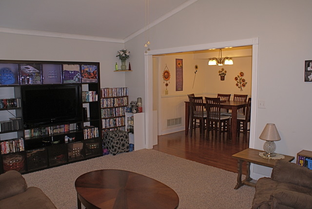 3045 Diane Dr, Aurora, IL 60504 photo 8