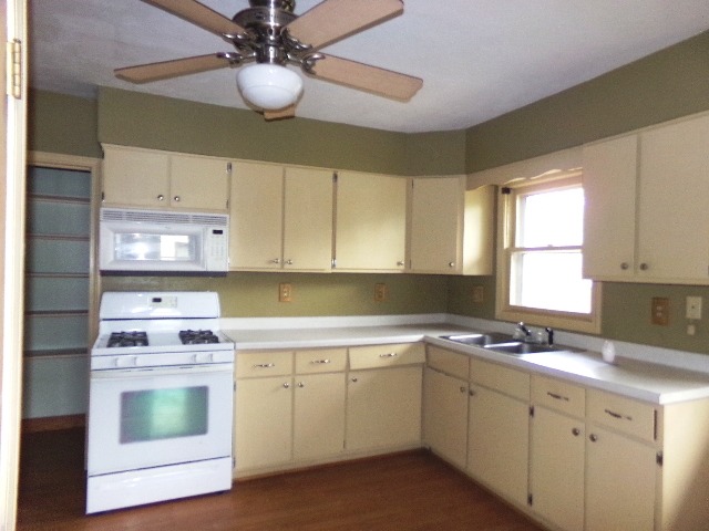 244 S Alma Ave, Kankakee, IL 60901 photo 6