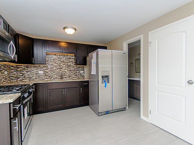 1320 E 87th St, Chicago, IL 60619 photo 3