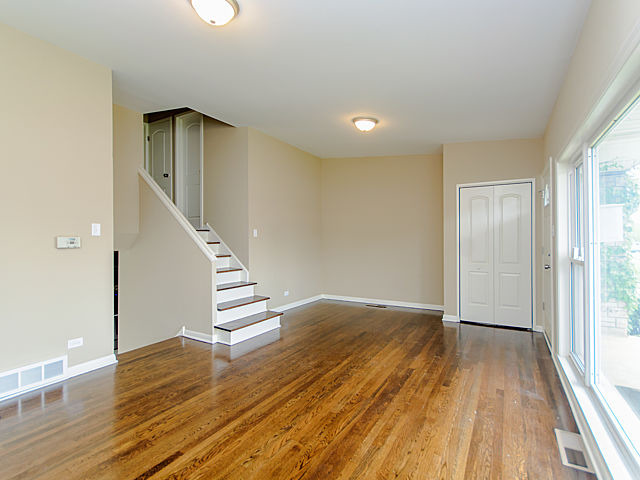 1320 E 87th St, Chicago, IL 60619 photo 13