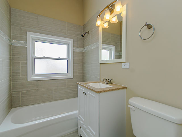 1320 E 87th St, Chicago, IL 60619 photo 6