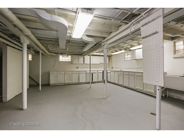 631 Crest St, Wheaton, IL 60187 photo 7