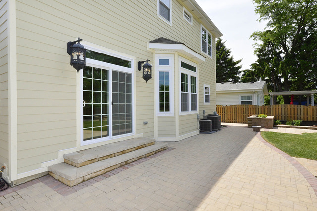 1072 Irwin Ave, Des Plaines, IL 60018 photo 21