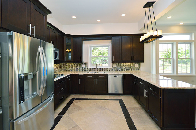 1072 Irwin Ave, Des Plaines, IL 60018 photo 4