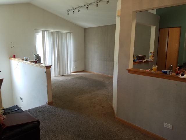 905 Symphony Dr, Aurora, IL 60504 photo 5